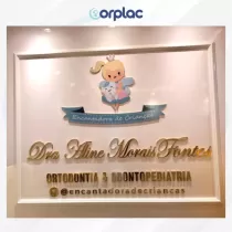 Fachada Encantadora de crianças